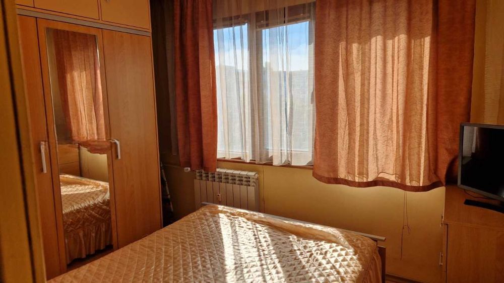 Дава се под наем Двустаен апартамент в София, Фондови жилища - 68 кв.м за 484.5 € - Снимка #2