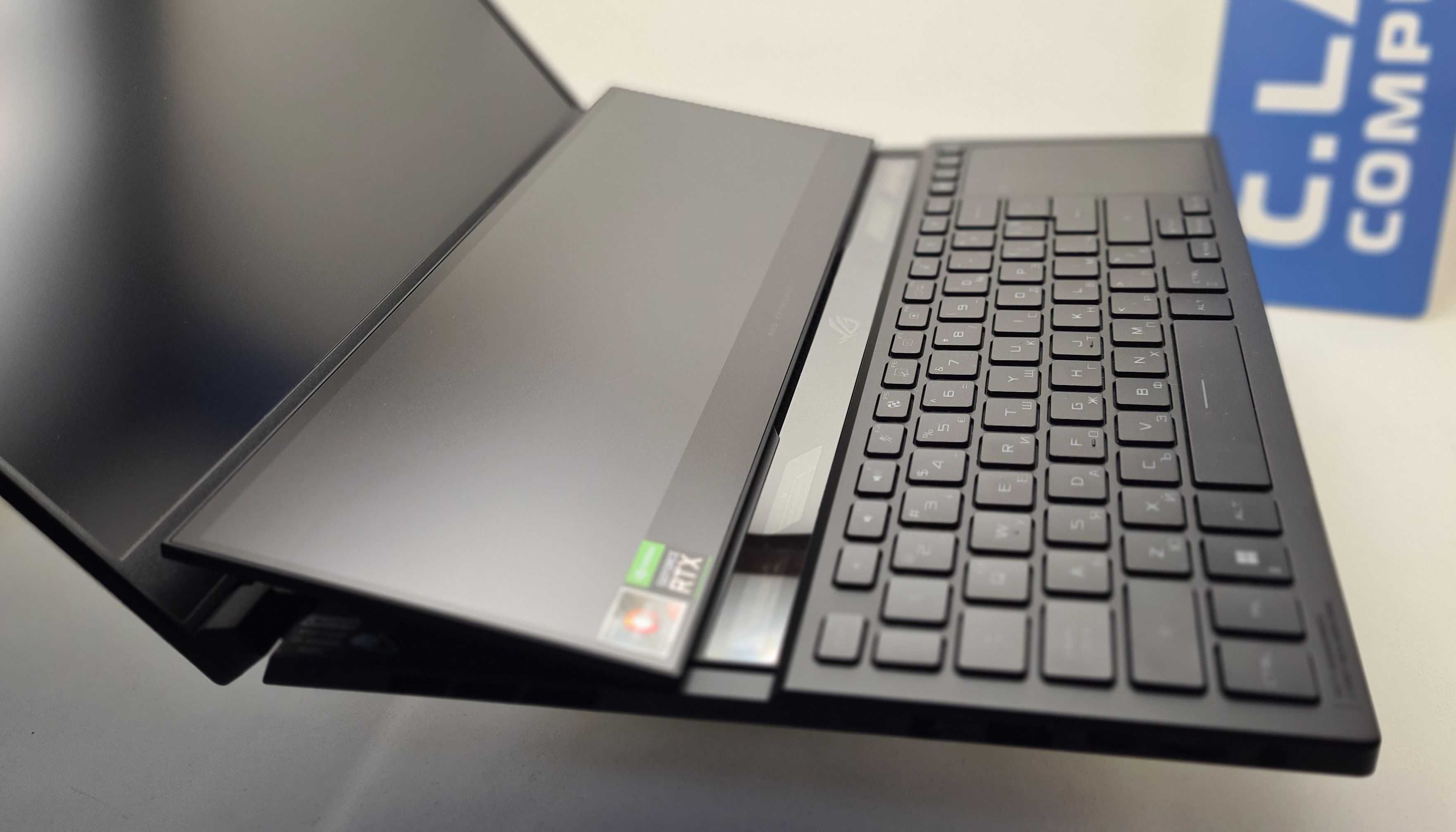 Asus ROG Zephyrus Duo 16 GX650RX Ryzen 9 6900HX/32GB/2TB SSD/RTX3080ti