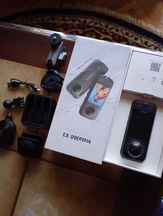 insta 360 x3 action camera