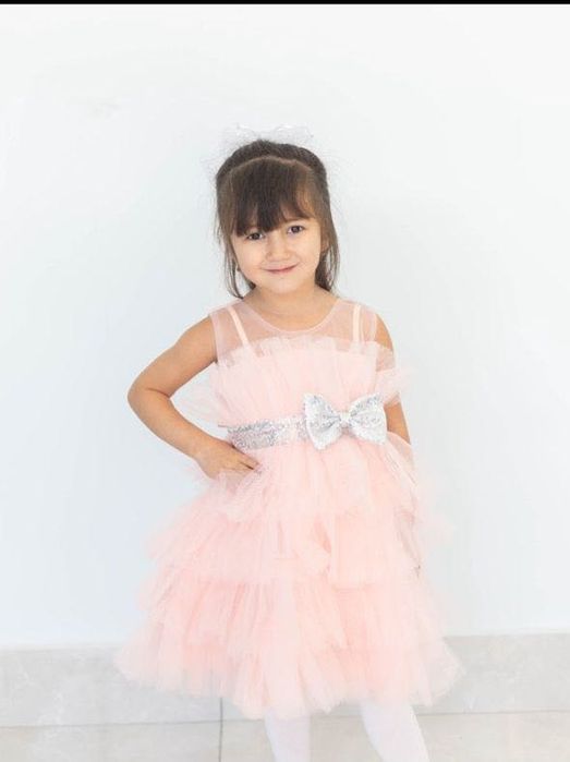 Детские платья новые