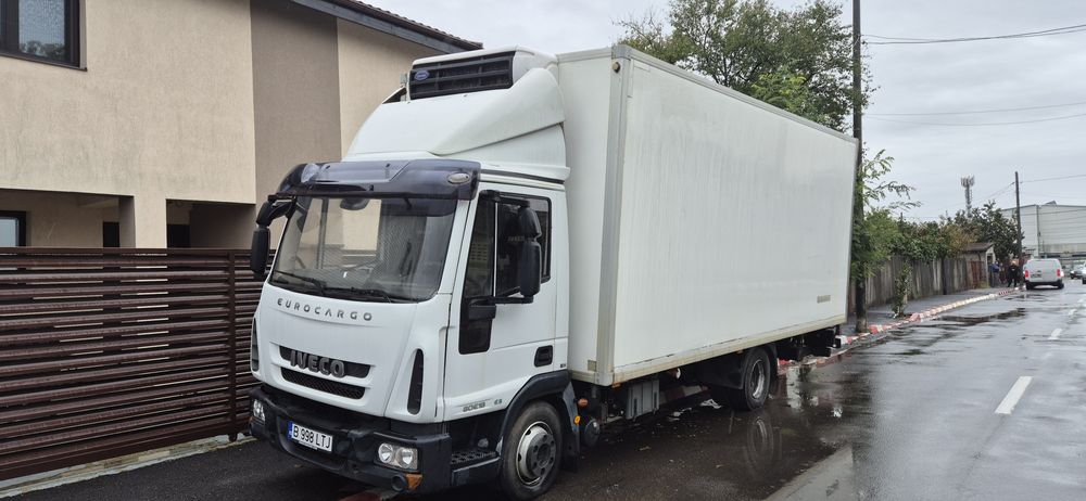 Transport marfă Camionon 7,5 tone