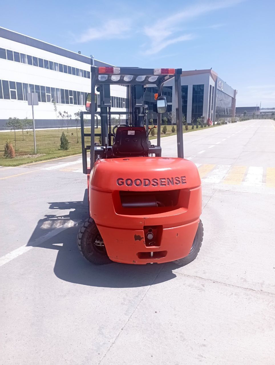 Кара Goodsens 3.8т