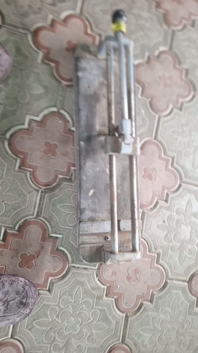 Продам кафельрезку