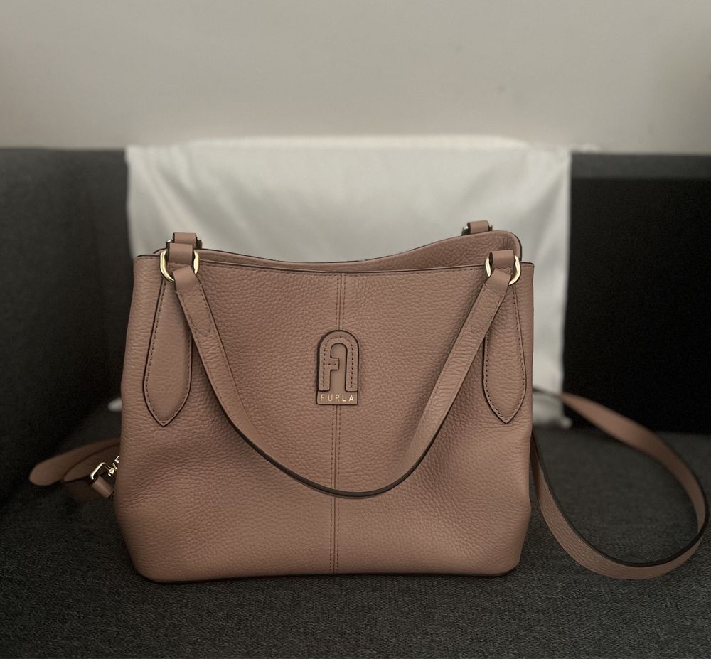 Оригинална дамска чанта Furla