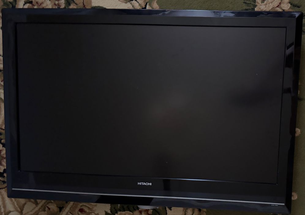 Телевизор Hitachi 42” (HD, HDMI, Японское качество)