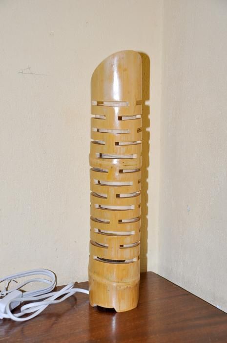 Настолни лампи ръчно изработени от бамбук