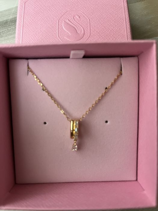 Колиета Swarovski (не са използвани)