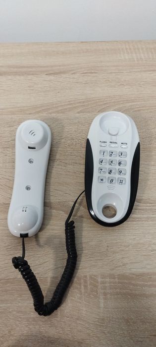 Стационарен телефон