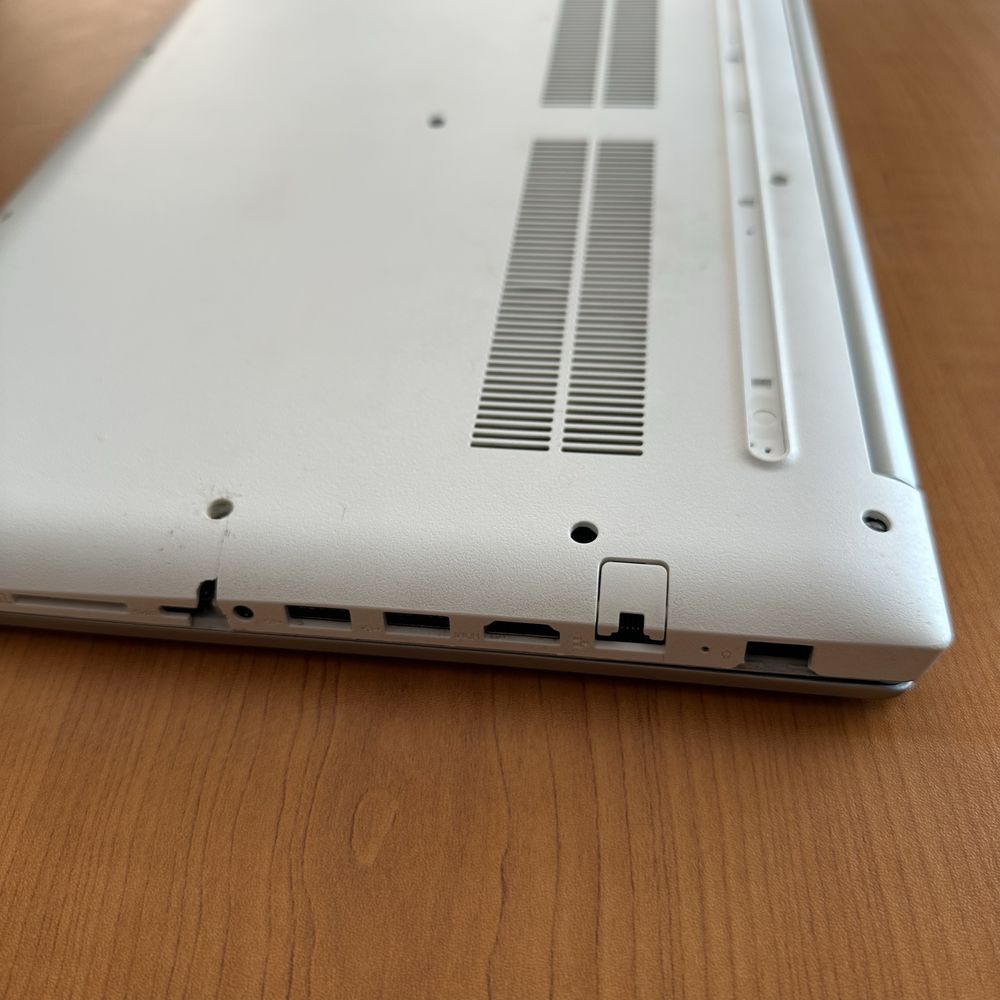 Лаптоп Lenovo - Intel Core i5, Gtx 1050 4gb, 36gb ram, 1tb ssd