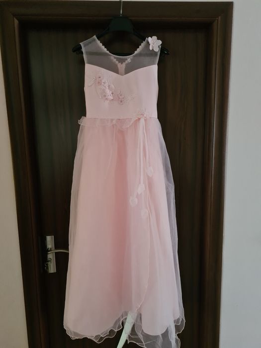 Rochiță pentru fete