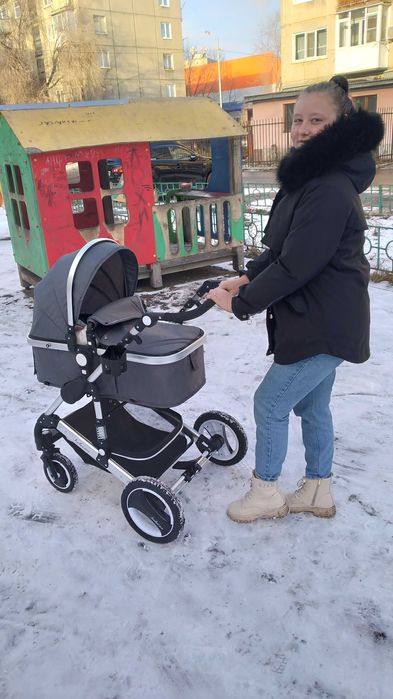 Продам детскую коляску