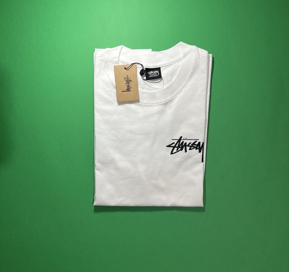 STUSSY чисто нова