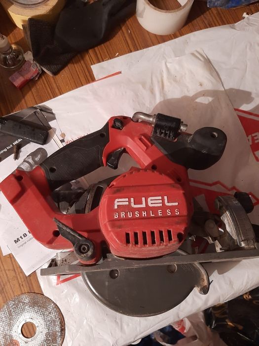 Milwaukee circula fuel ccs55