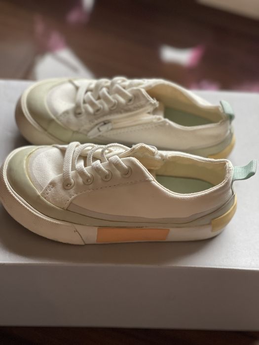 Incaltaminte copii marime 25-26