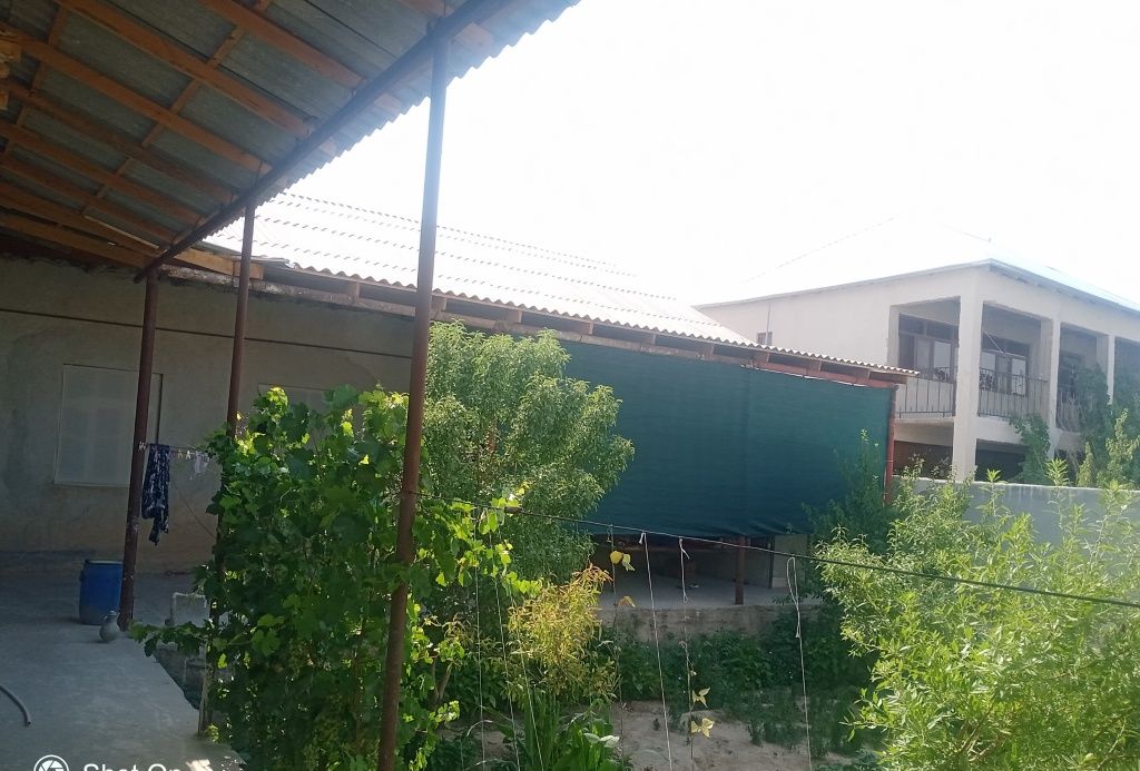 19-mikrorayonda hovli sotiladi