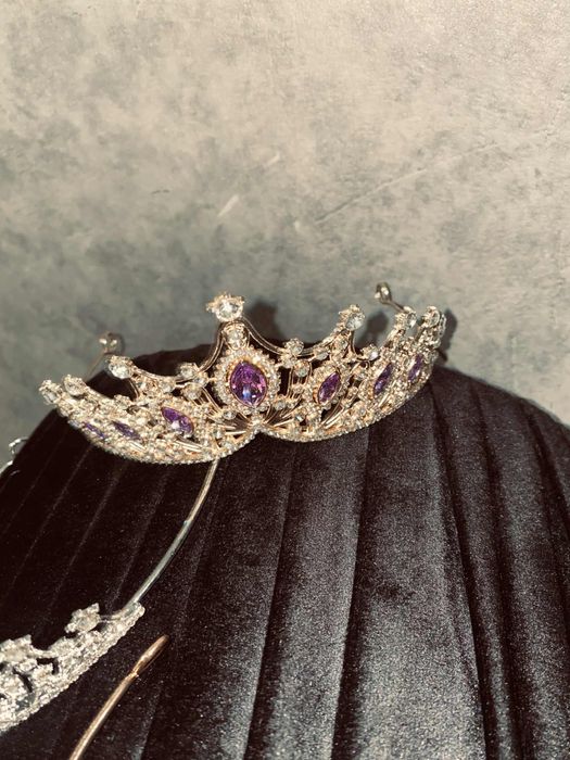 Корона за повод