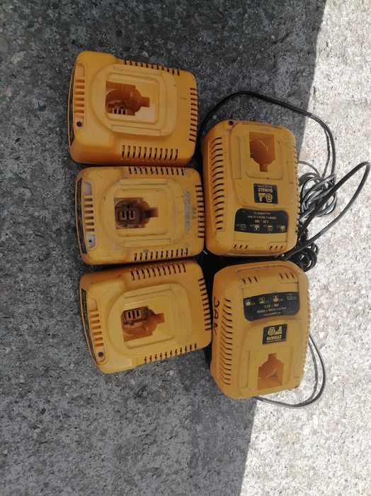 Incarcator Dewalt 18V Nicd si Li-on