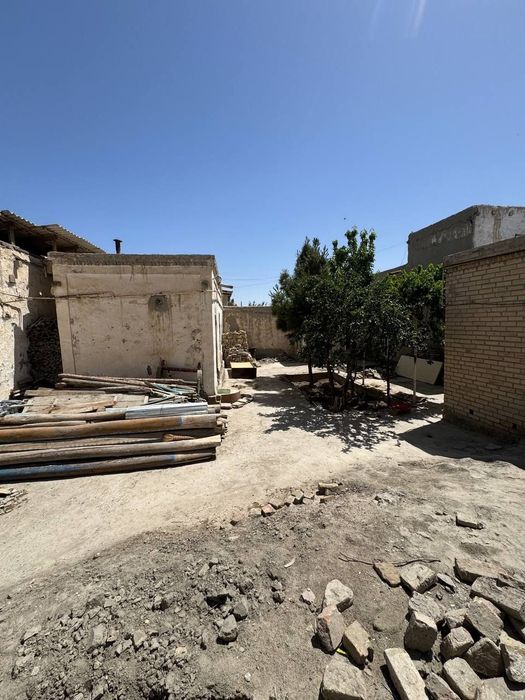 Zamin 3.5 sotox
Kuyna glaznoy
Uchastka yoki gastnitsa
Qilsa yaxshi joy