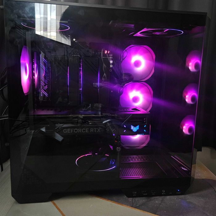 Ryzen 7700x rtx 5070 x670e rog croddhair Hero