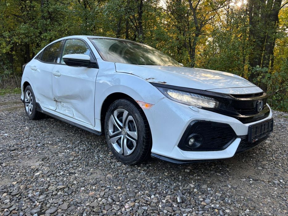 Honda Civic X  Sport 2019 ușor avariat