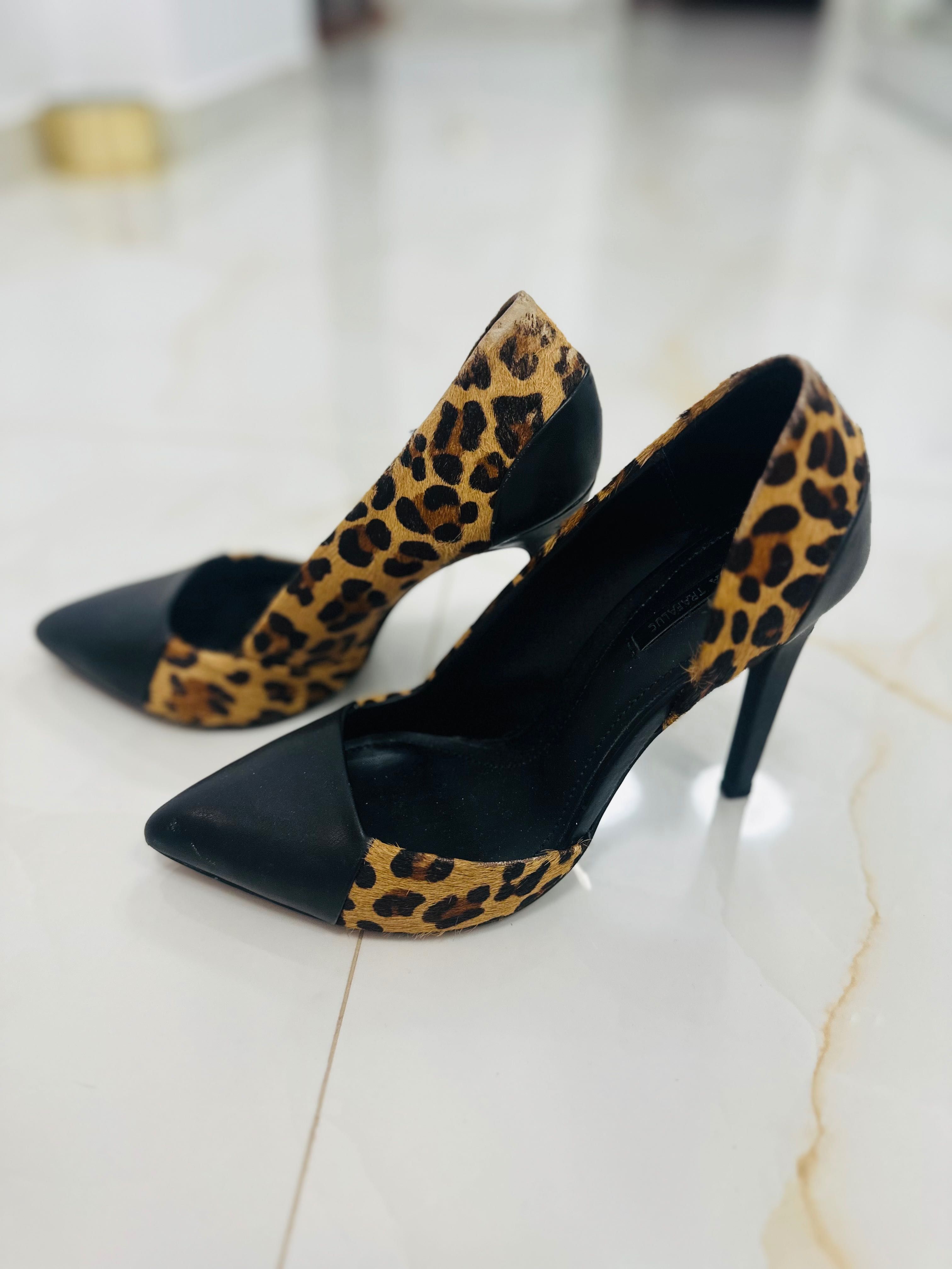 Pantofi piele cu  print leopard Zara