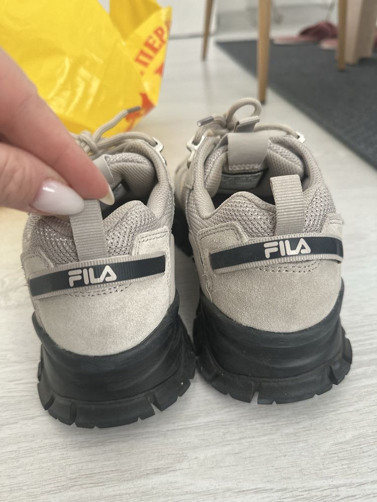Fila Маратонки Дамски