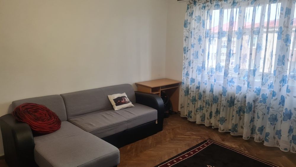 Închiriez apartament 2 camere