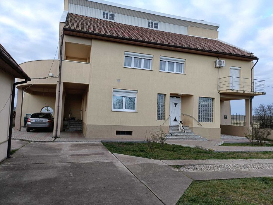 Vand/Schimb cu apartament in Timisoara plus diferenta casa