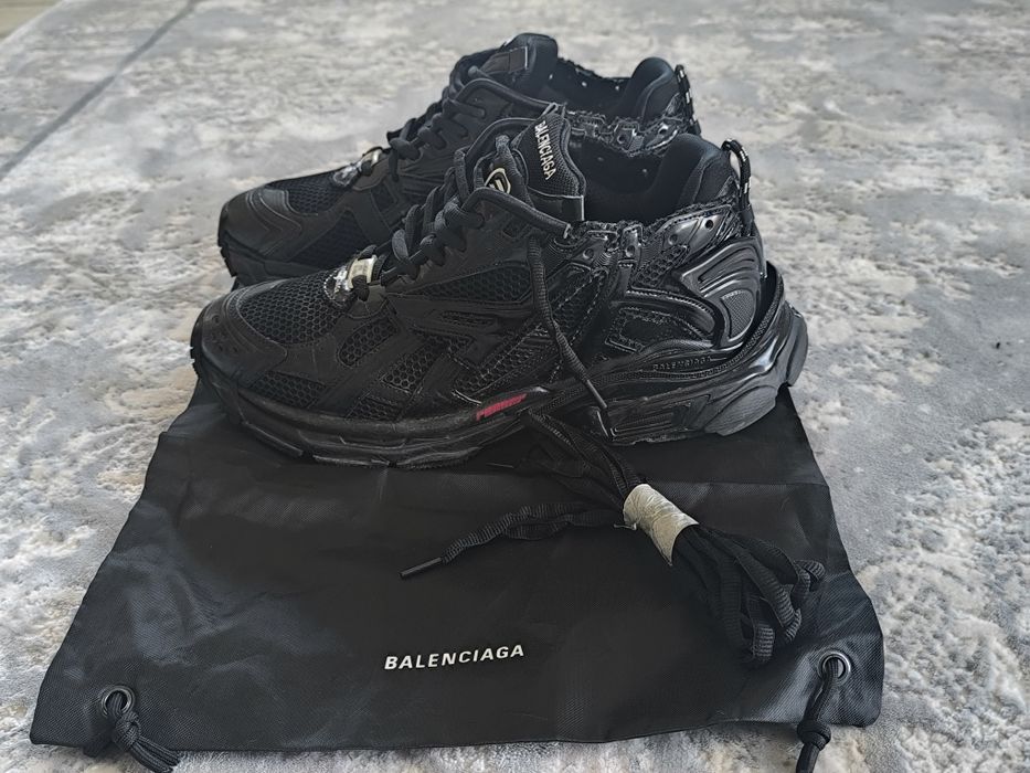 Adidasi balenciaga runners