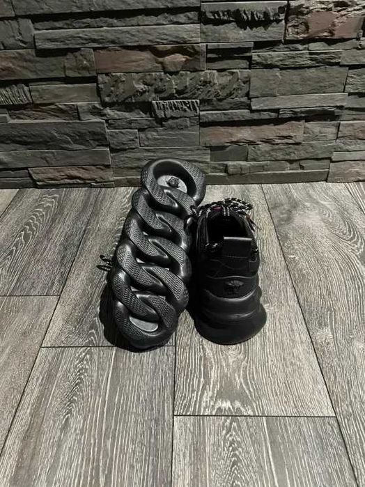 Versace Chain Reaction