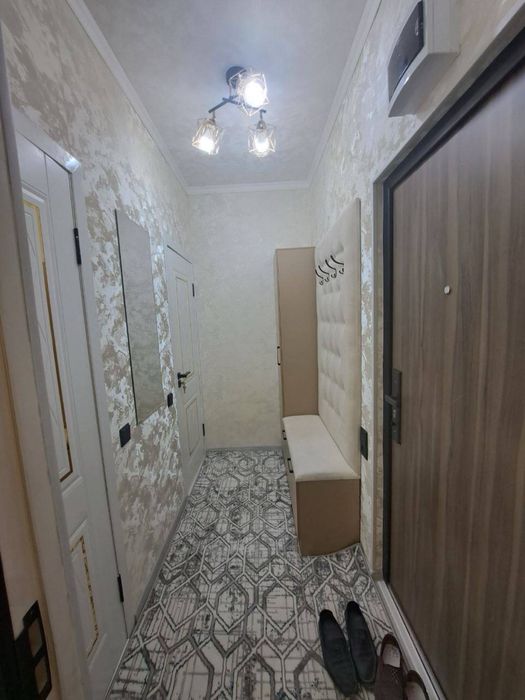 Чиланзар 12 кв 1в2/2/4 срочно. евроремонт