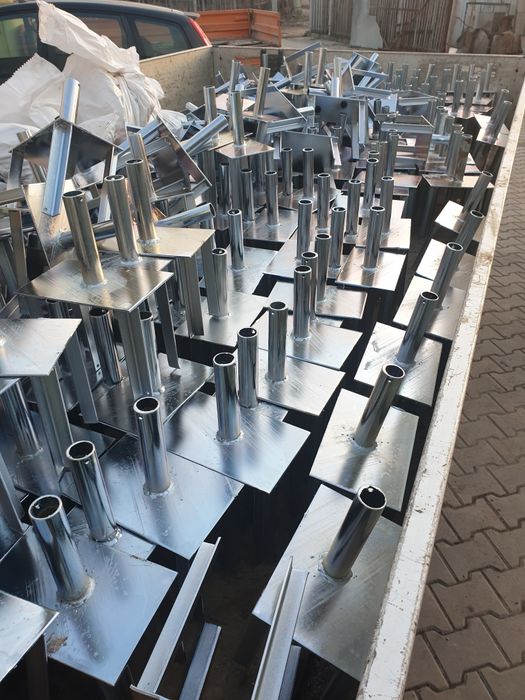 Нови - Поцинковани вилици за кофраж - Италия