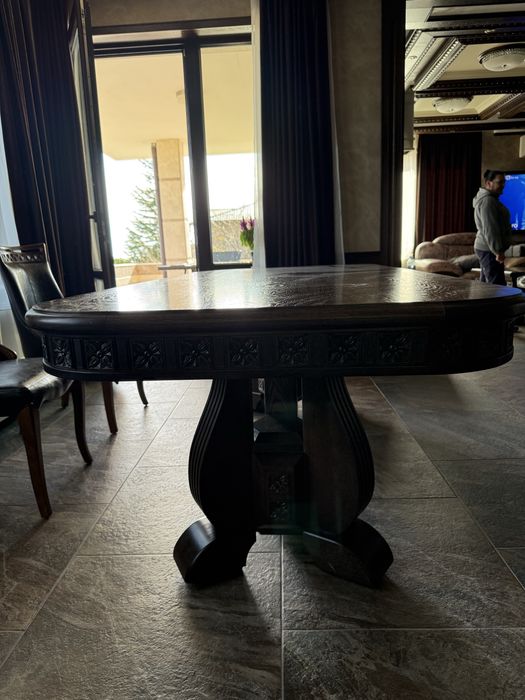 Ръчно изработена маса