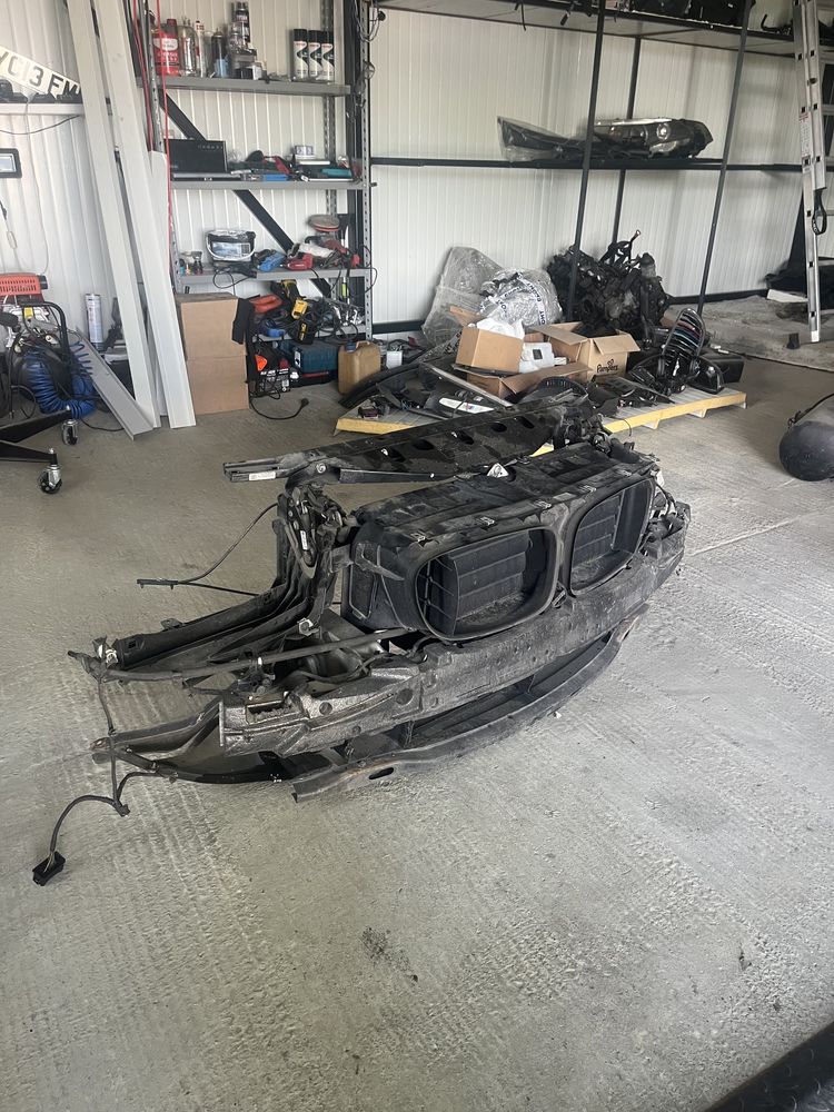 Очиларка бмв ф01 ф02 предна греда бмв ф01 ф02 маска bmw f01 f02