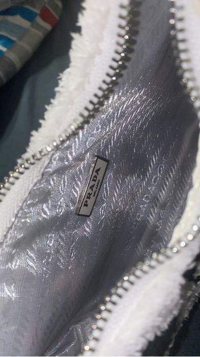 Geanta Prada Re-Edition 2000