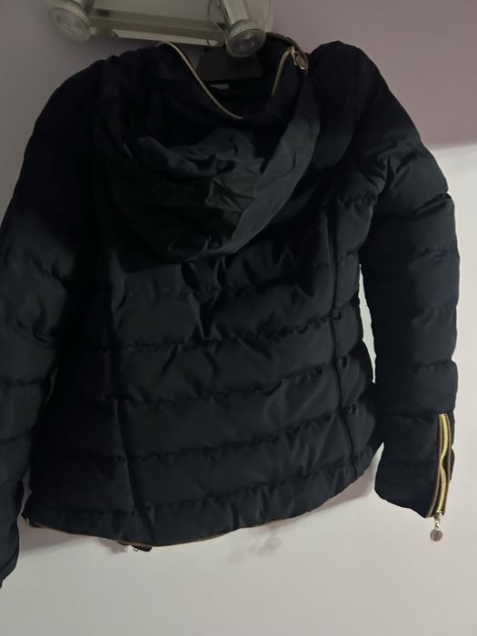 vand geaca Moncler