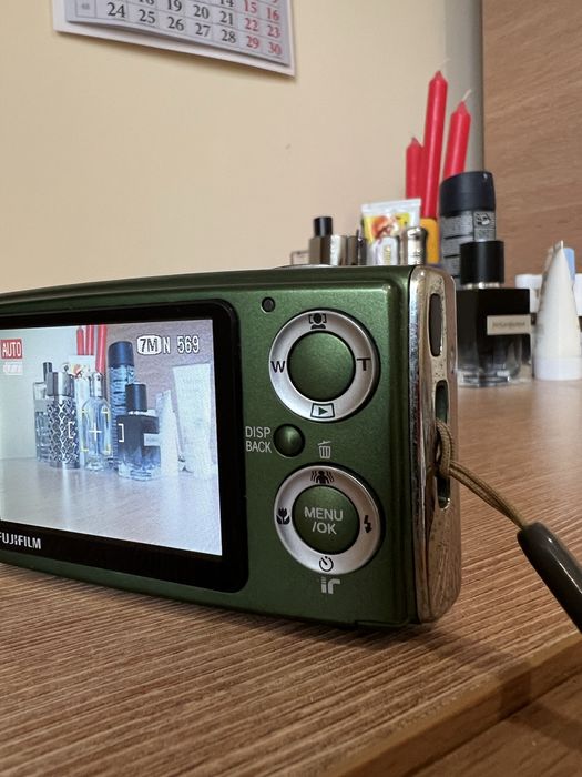 Фотоапарат Fujifilm Finepix, 7,2 Mp (+подаръци)