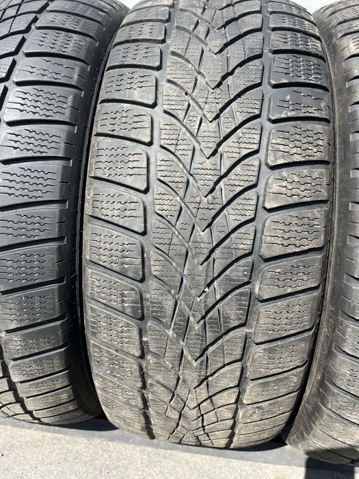 4 бр. зимни гуми 225/55/17 Dunlop MO DOT 0819 5 mm