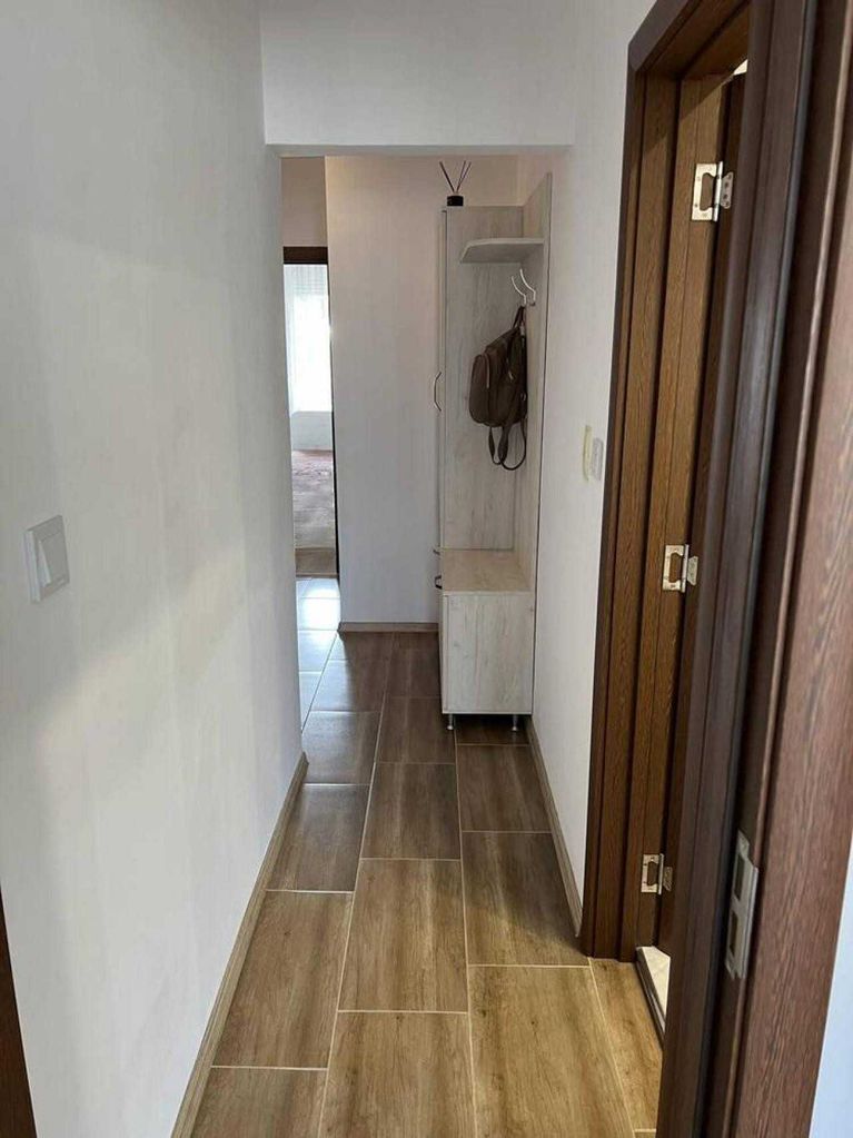 Дава се под наем Тристаен апартамент в Пловдив, Център - 102 кв.м за 650 € - Снимка #7