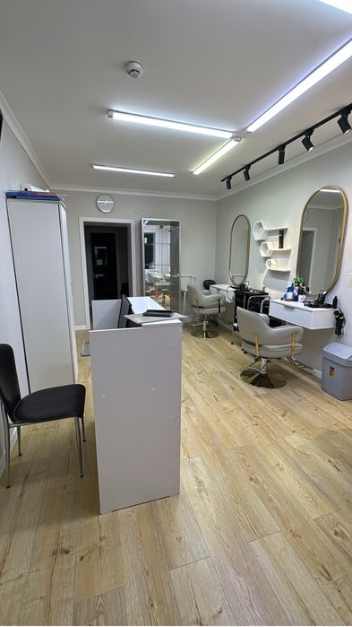 Продам салон красоты.