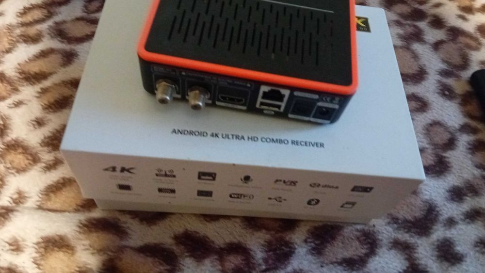 Vând receptor/receiver/decodor GT Media GT Combo