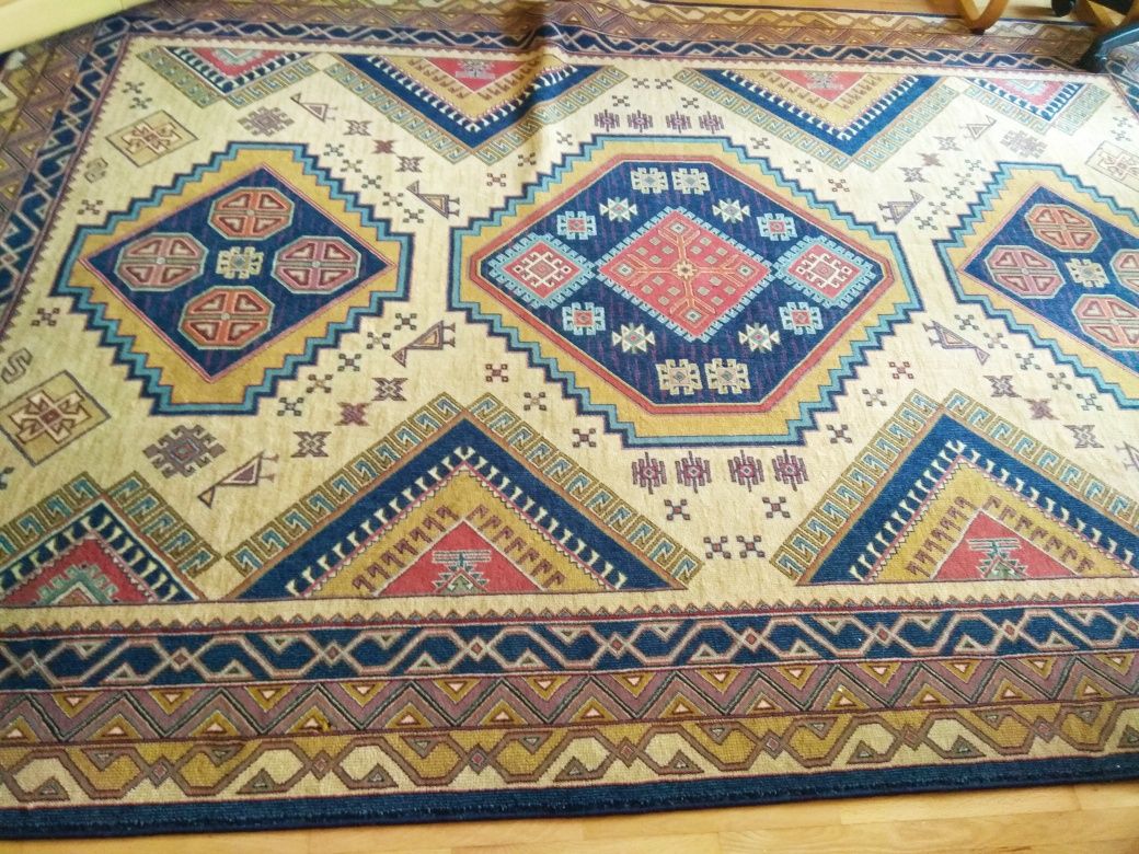 Турски килим Sarai Hali Klasik с турски мотиви