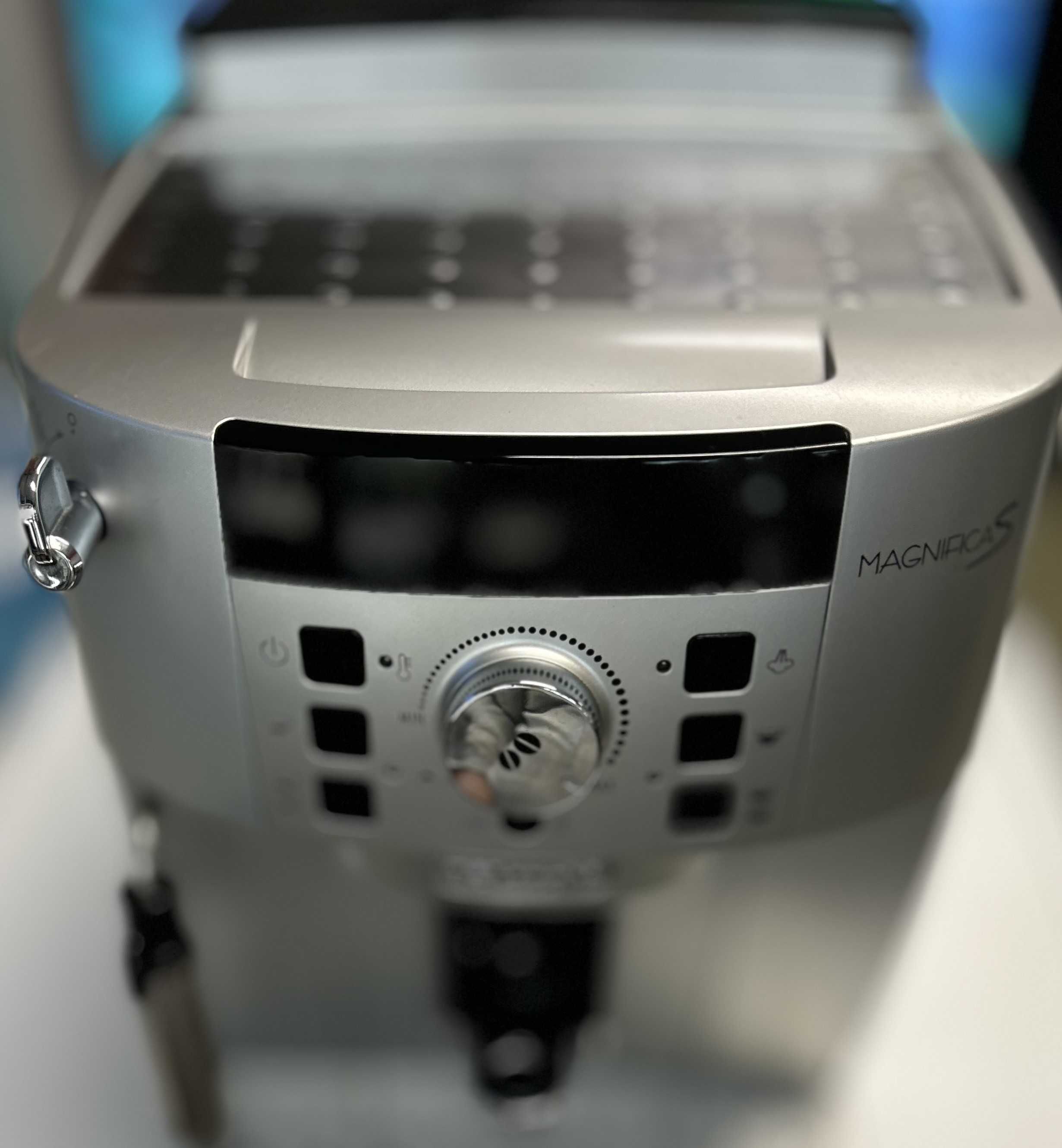 Кафемашина Delonghi Magnifica S