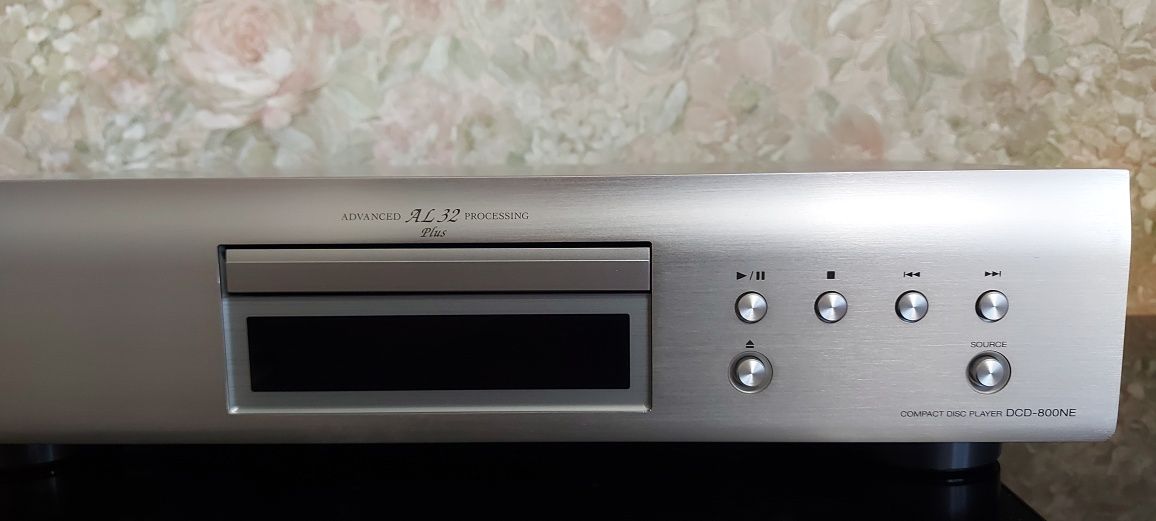 CD (USB) проигрыватель Denon DCD 800NE