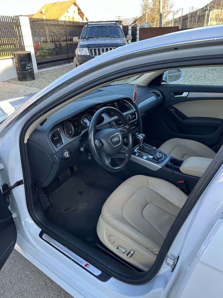 Audi A4 b8 S-line