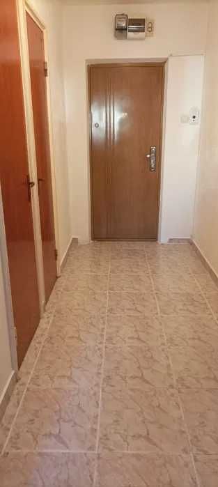 Titan Auchan - Jean Steriady - apartament 2 camere etaj 8/10