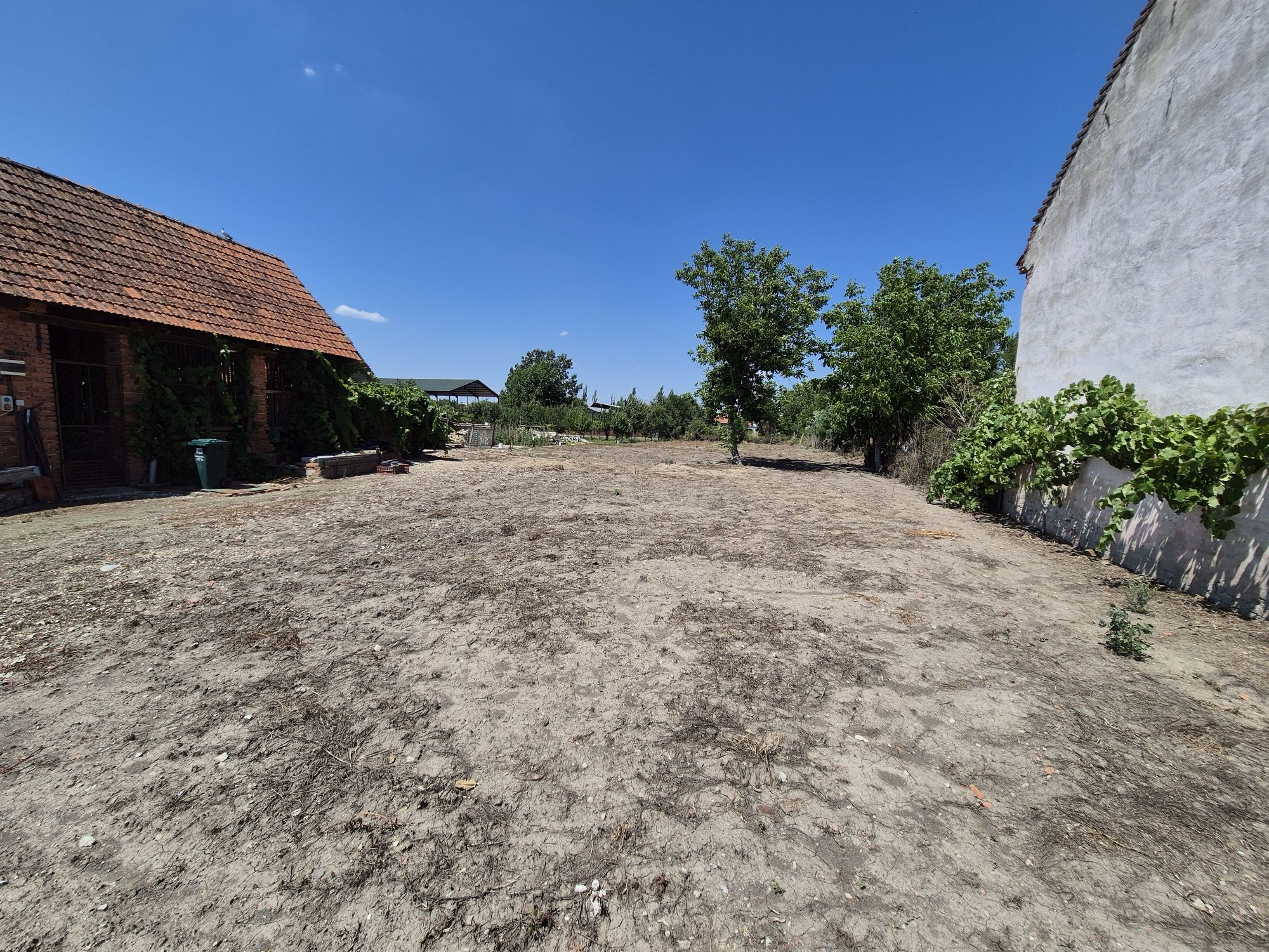 Casa la sat Păru