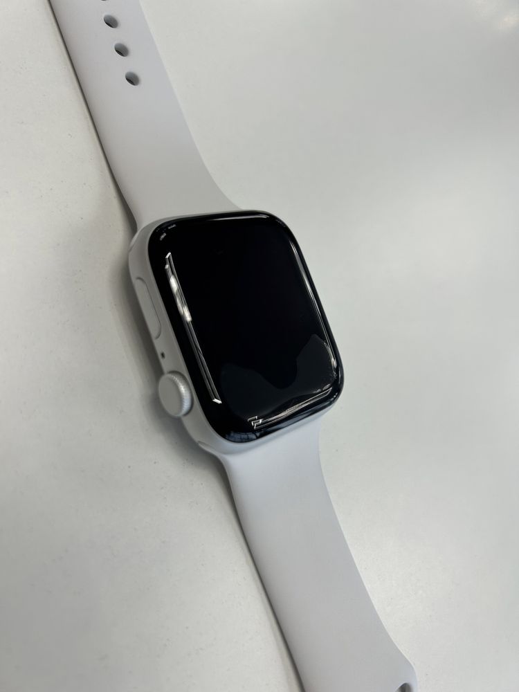 Apple Watch SE 2nd Gen 44mm серебристые