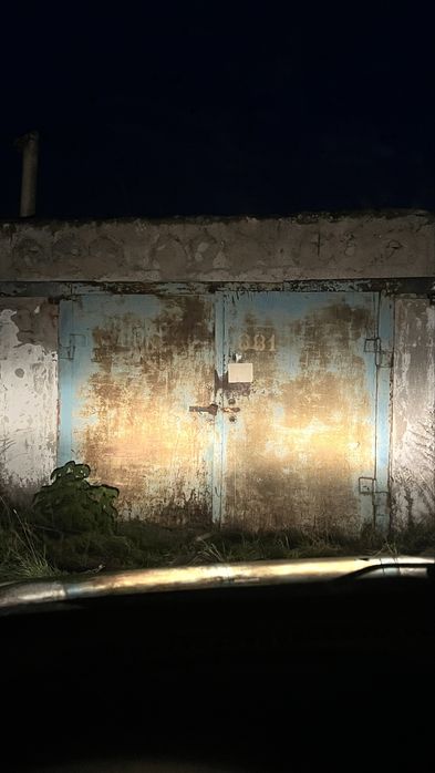 Продам гараж на Чашках Ложках