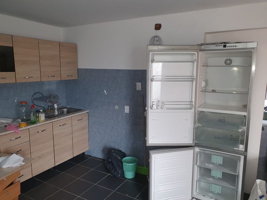 Inchiriez casa P+E+M, direct proprietar